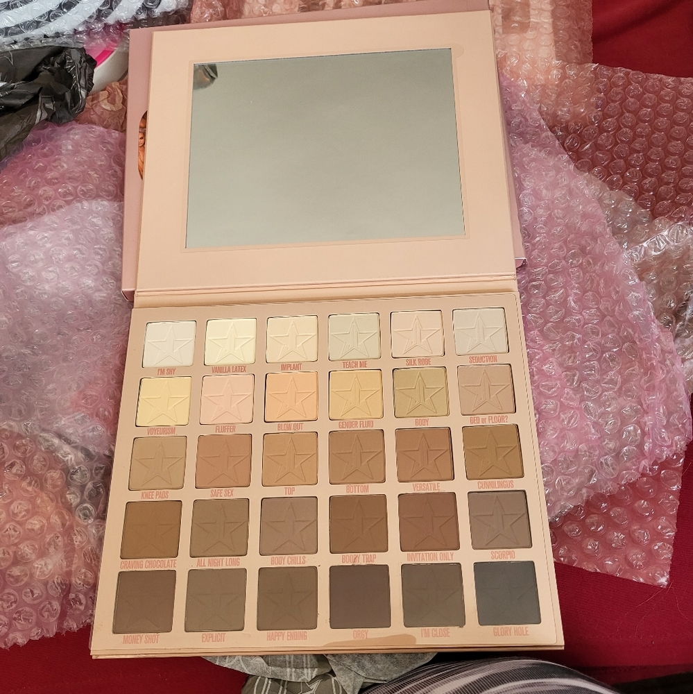 Orgy eyeshadow palette by Jeffree Star brand new